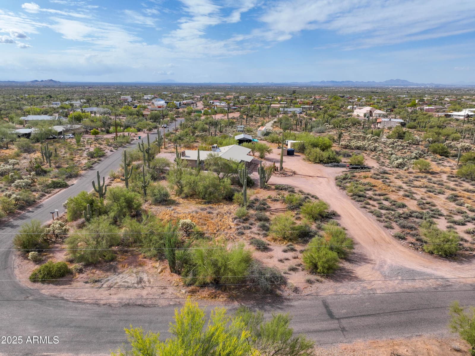 1325 E TONTO Street, Apache Junction, AZ 85119 — photo 10 of 25
