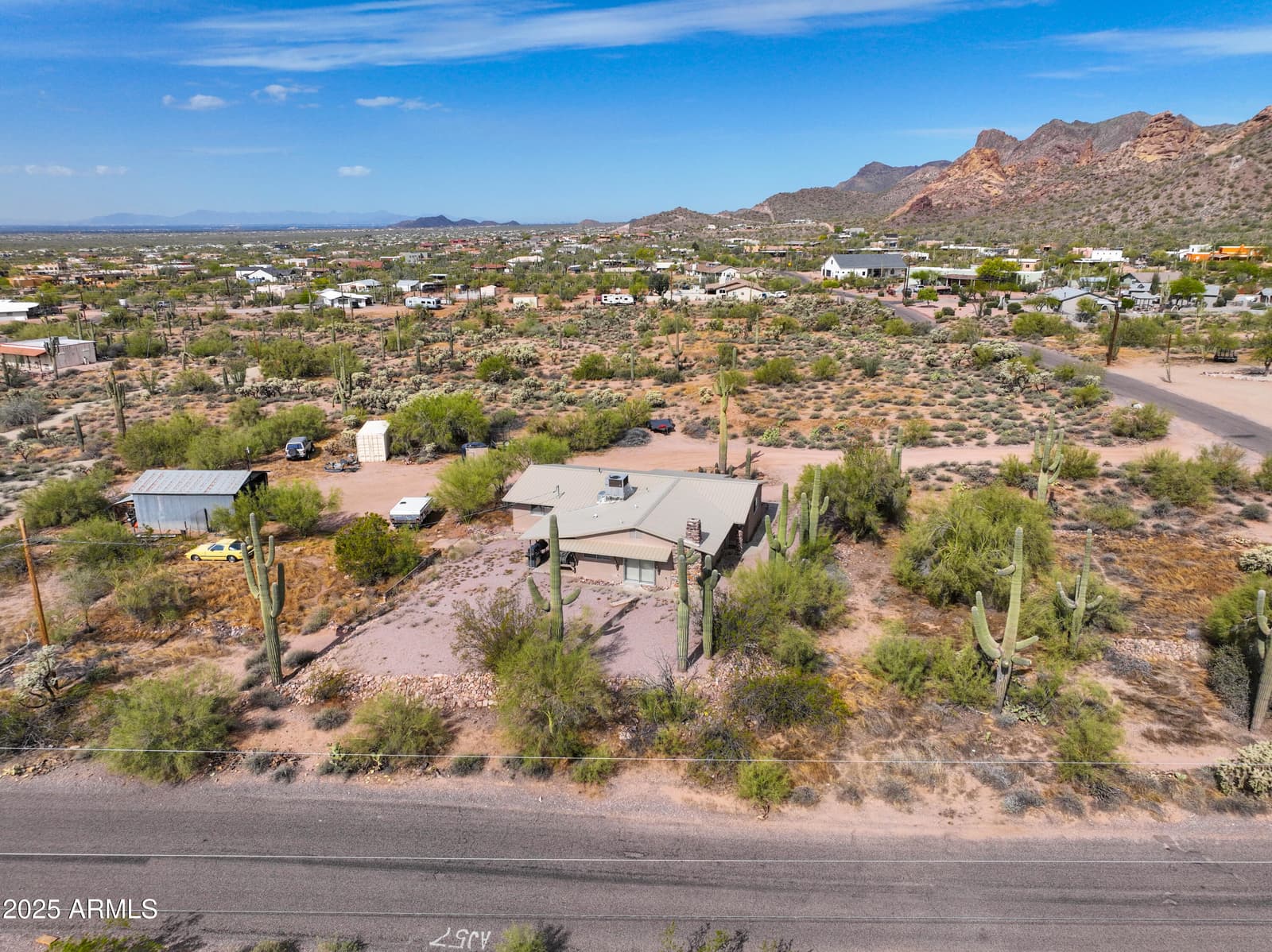 1325 E TONTO Street, Apache Junction, AZ 85119 — photo 4 of 25
