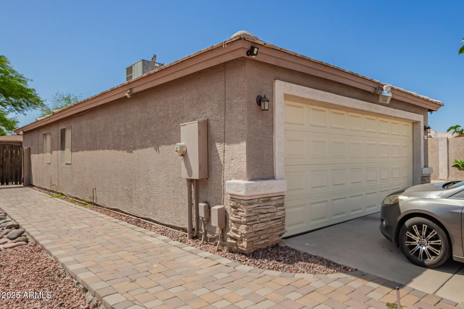 4644 N 84TH Drive, Phoenix, AZ 85037 — photo 4 of 28