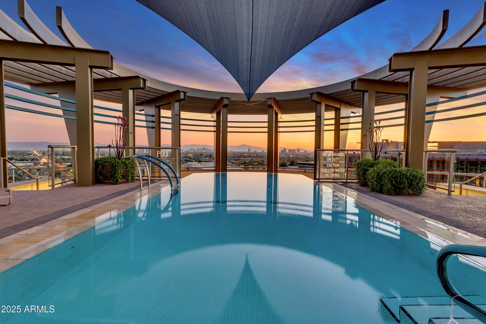2402 E ESPLANADE Lane 204, Phoenix, AZ 85016 — photo 9 of 46