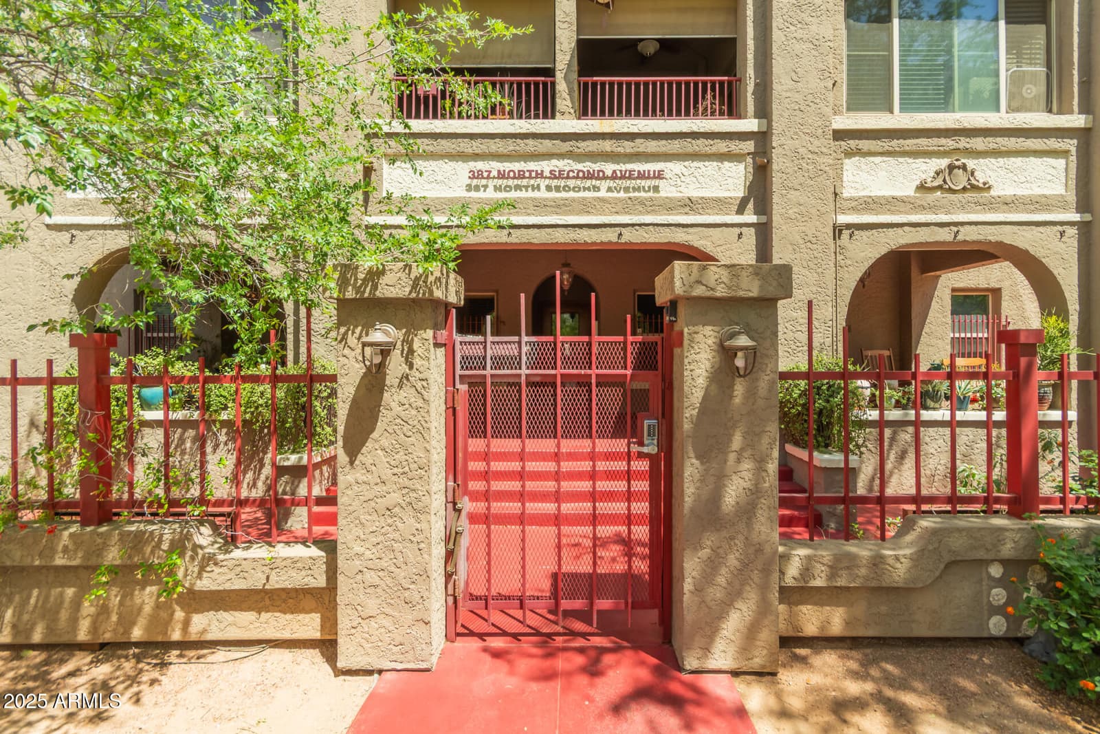 387 N 2ND Avenue F2, Phoenix, AZ 85003 — photo 5 of 26