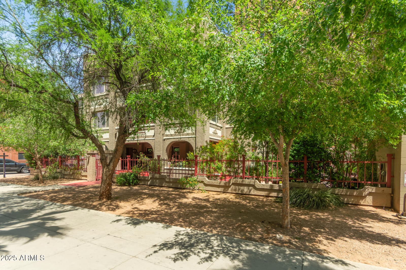 387 N 2ND Avenue F2, Phoenix, AZ 85003 — photo 4 of 26