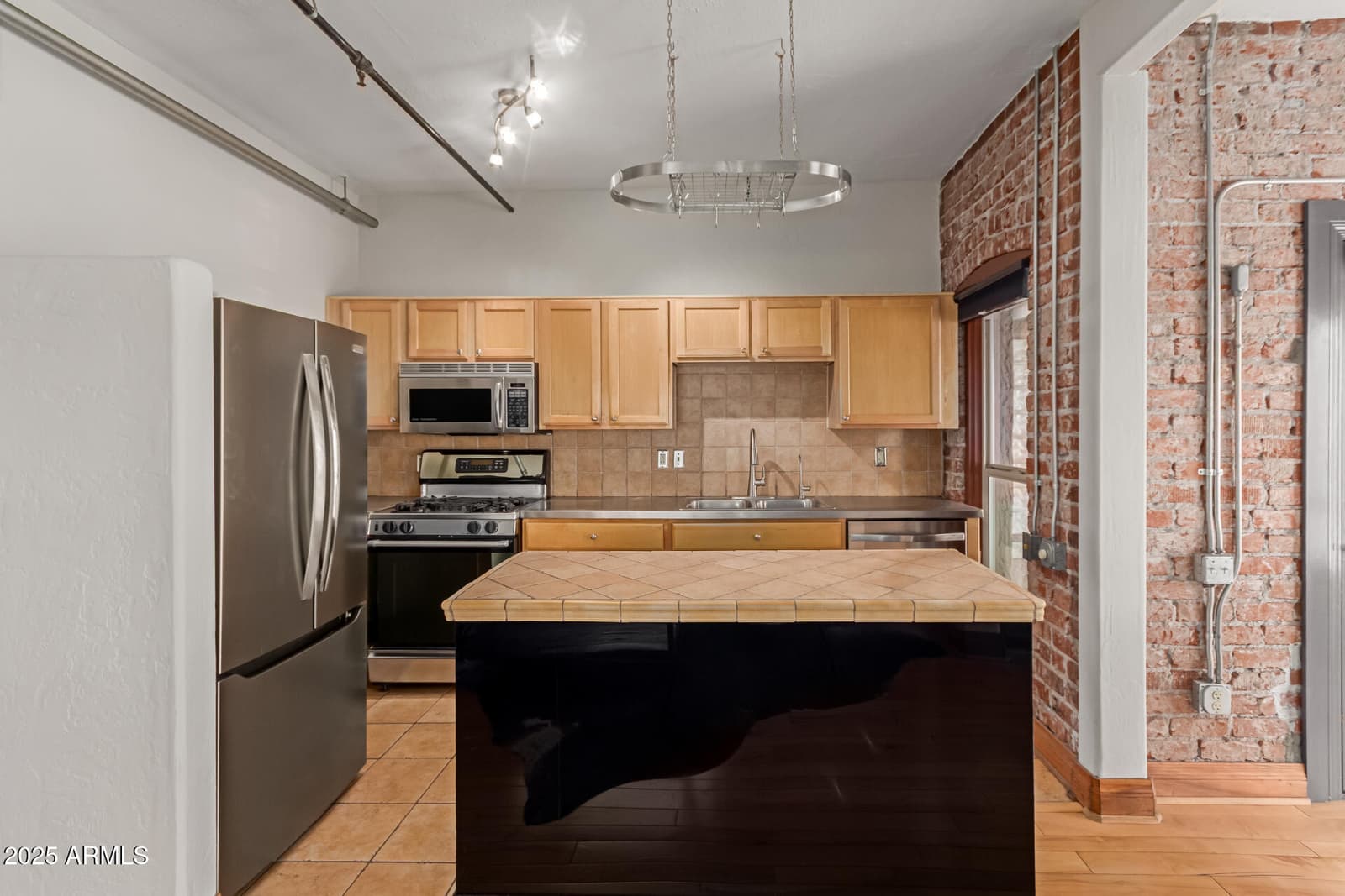 387 N 2ND Avenue F2, Phoenix, AZ 85003 — photo 8 of 26
