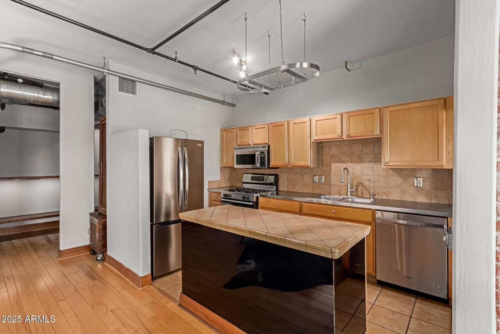 387 N 2ND Avenue F2, Phoenix, AZ 85003 — photo 9 of 26