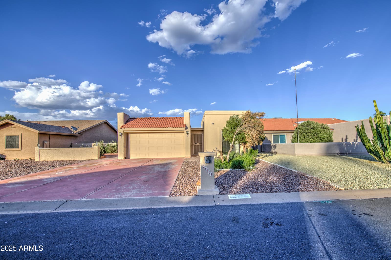 26405 S SNEAD Drive, Sun Lakes, AZ 85248 — photo 3 of 29