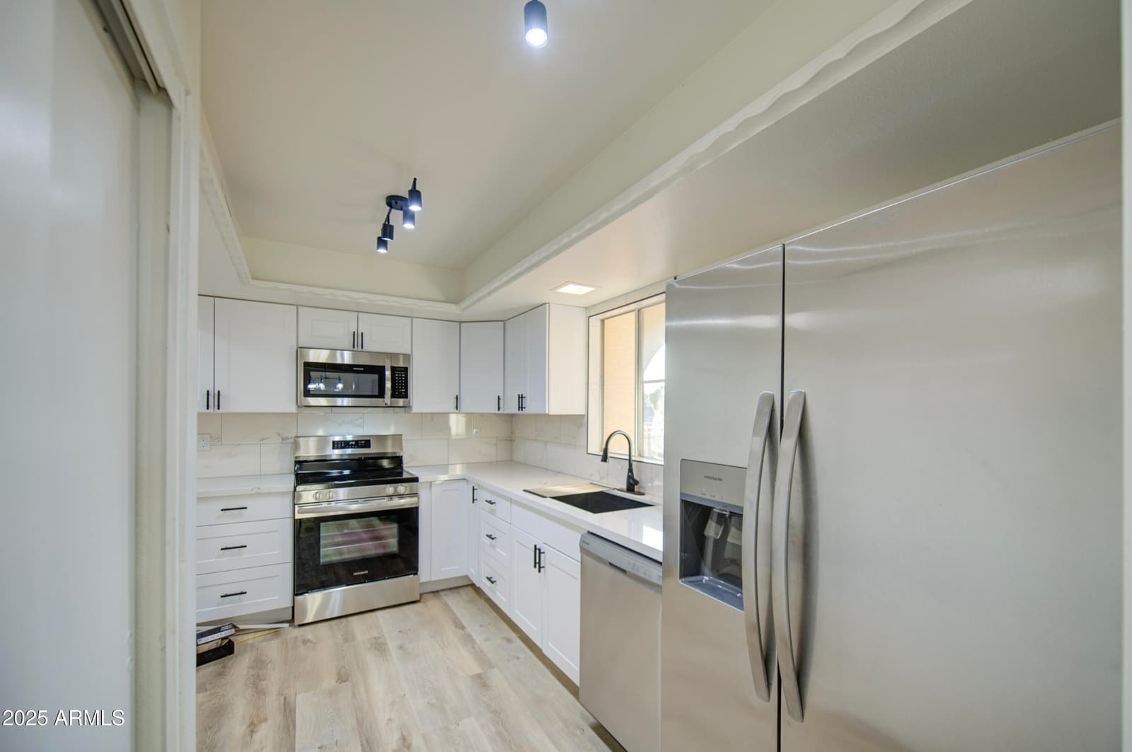 26405 S SNEAD Drive, Sun Lakes, AZ 85248 — photo 14 of 29