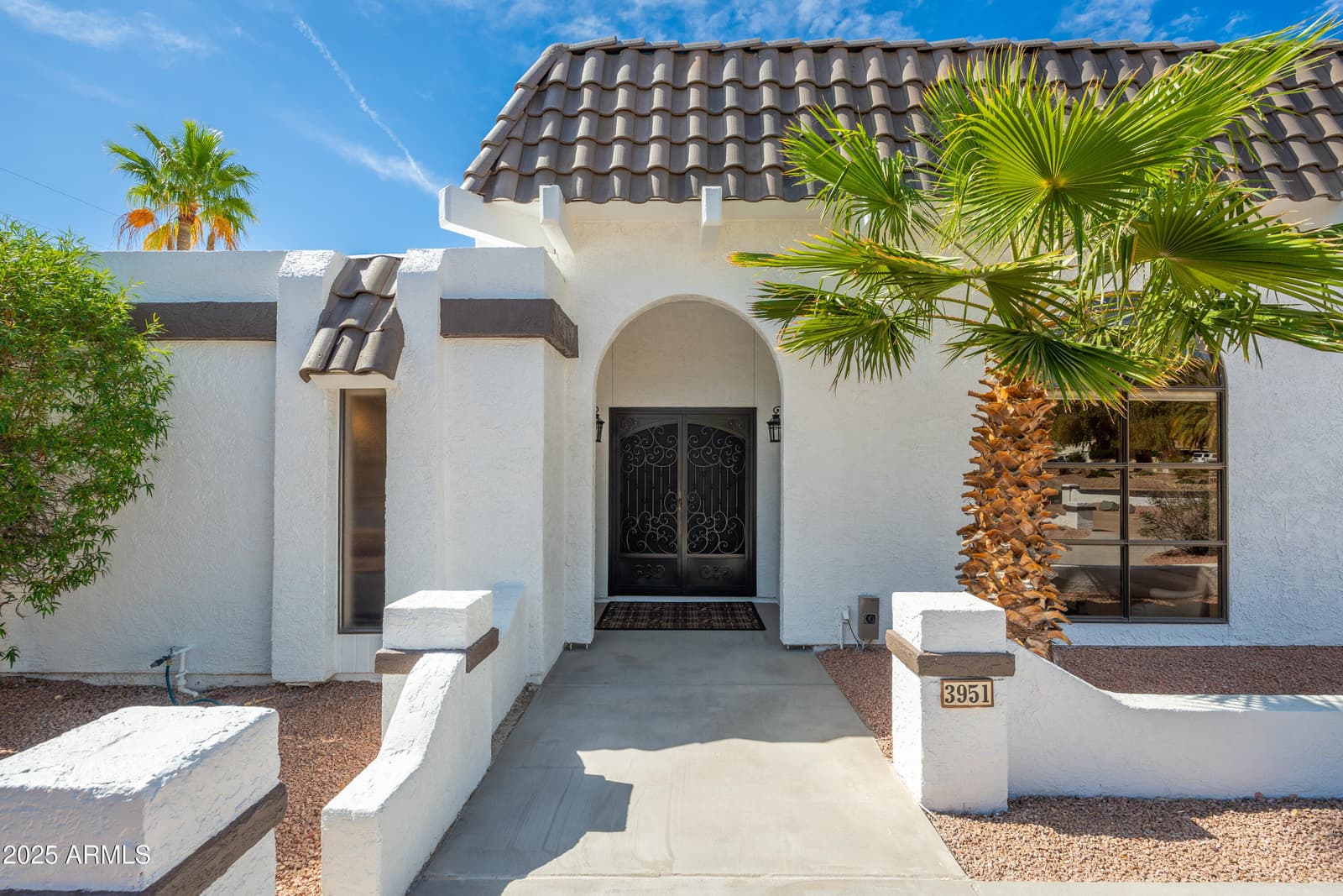 3951 E SEQUOIA Trail, Phoenix, AZ 85044 — photo 2 of 72