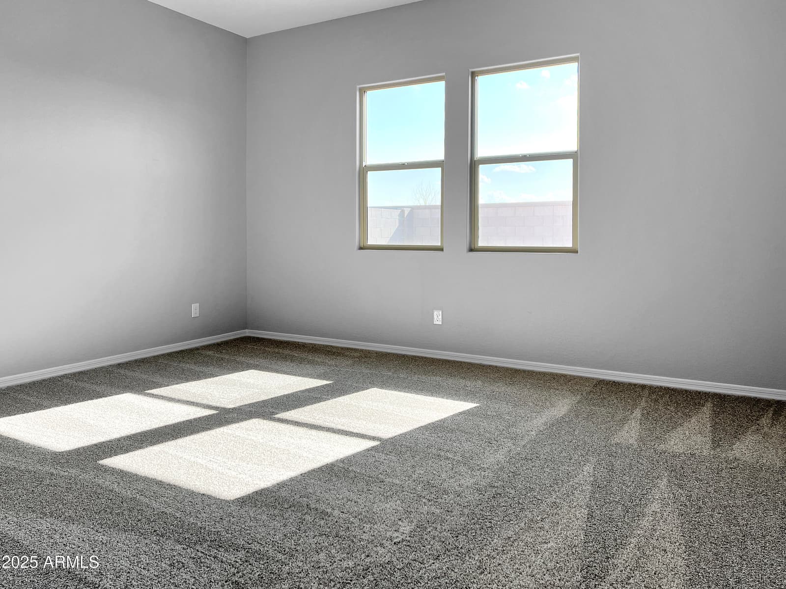 15787 W Mariposa Grande Street, Surprise, AZ 85387 — photo 15 of 55