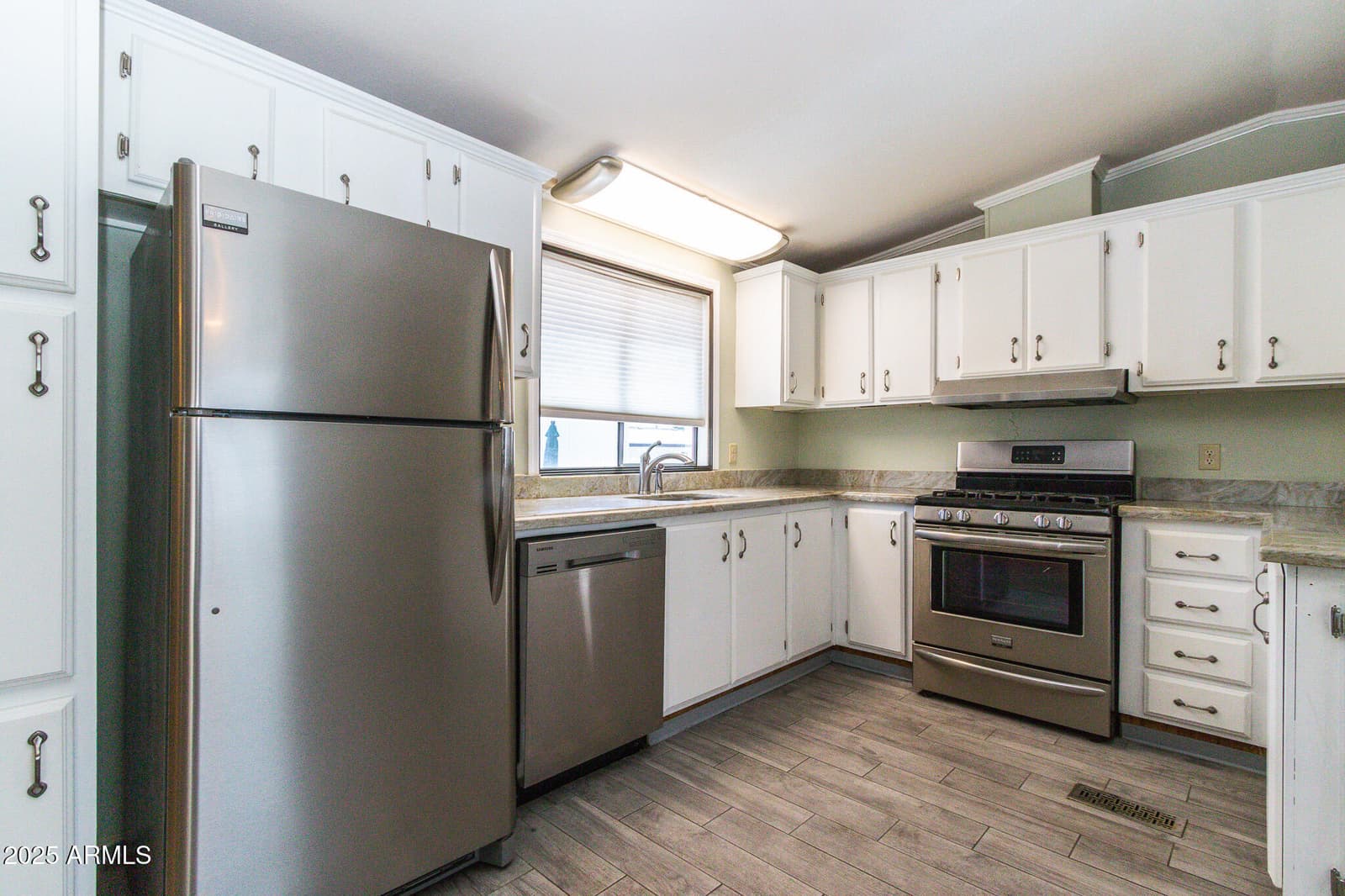 10955 N 79TH Avenue 40, Peoria, AZ 85345 — photo 20 of 34