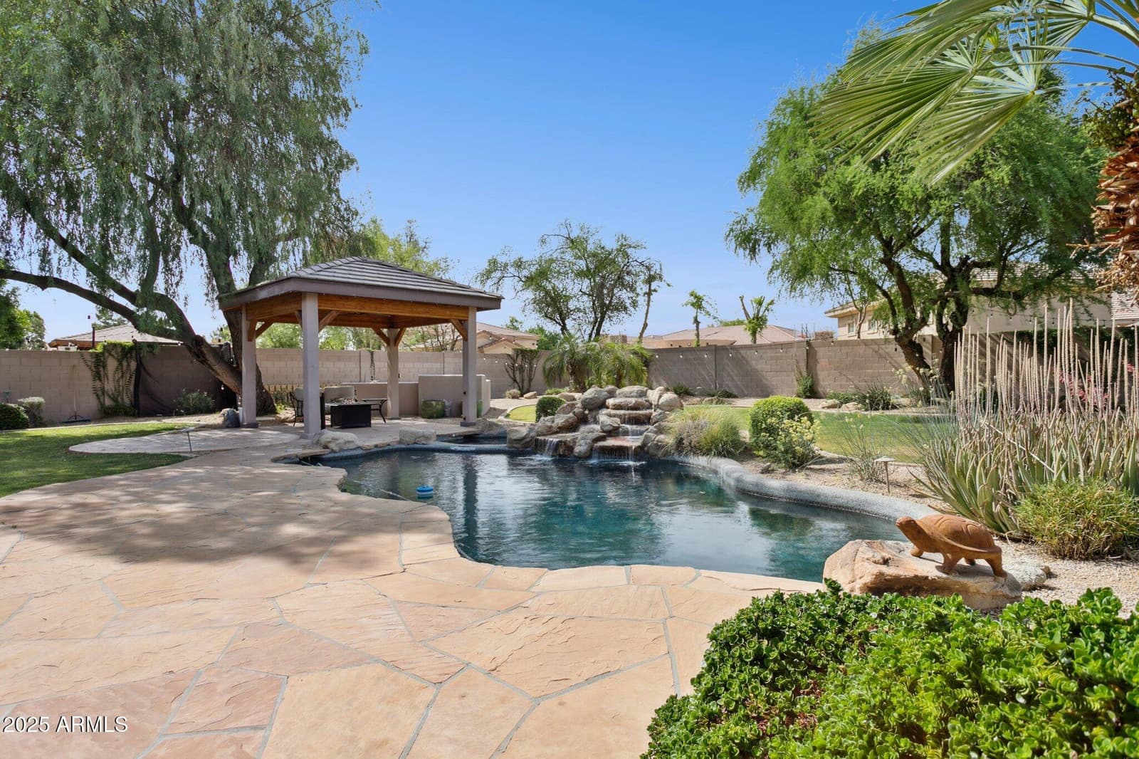 6428 W Eugie Avenue, Glendale, AZ 85304 — photo 42 of 58