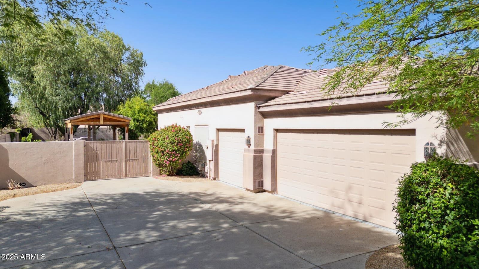 6428 W Eugie Avenue, Glendale, AZ 85304 — photo 56 of 58