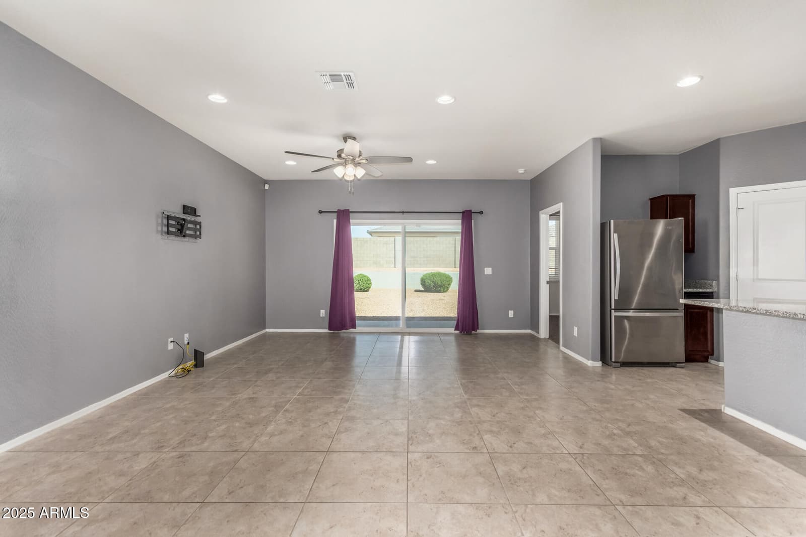 1080 W PARADISE Place, Casa Grande, AZ 85122 — photo 3 of 26