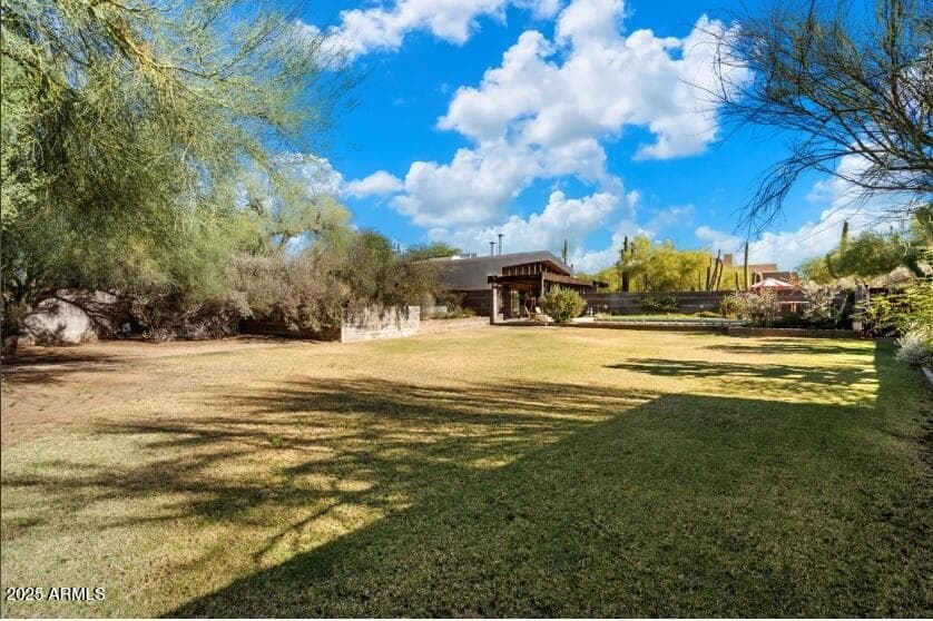 25232 N HORSESHOE Trail, Scottsdale, AZ 85255 — photo 36 of 42
