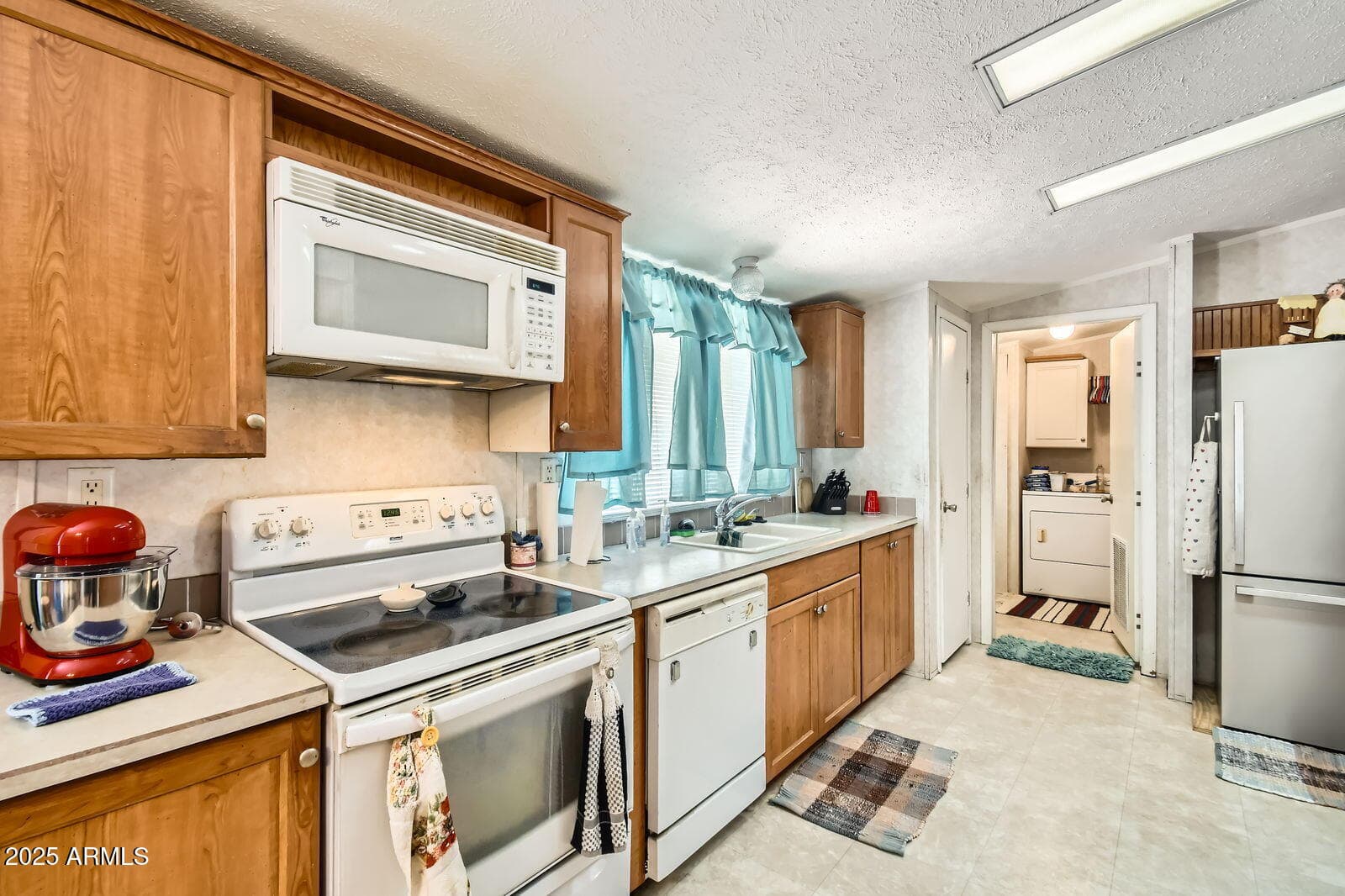 9431 E CORALBELL Avenue 14, Mesa, AZ 85208 — photo 13 of 28