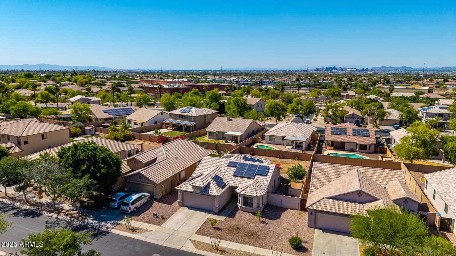 1634 E HARWELL Road, Phoenix, AZ 85042 — photo 41 of 44