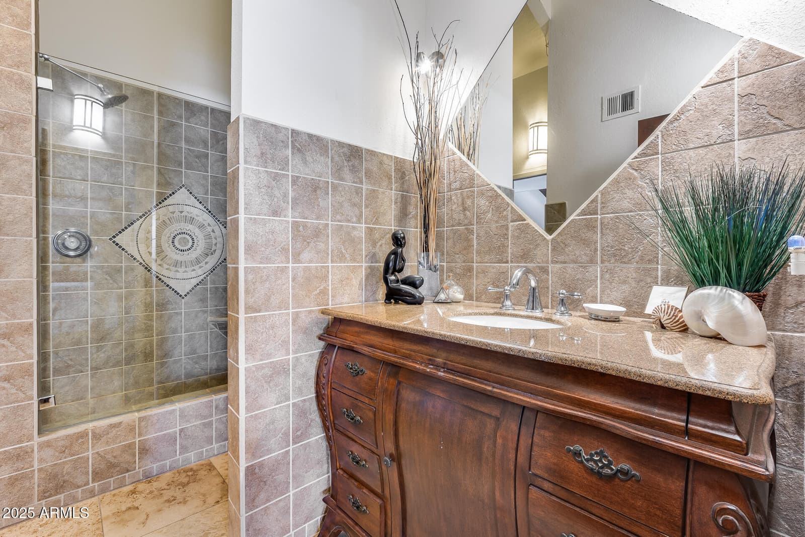 4242 N 44TH Street, Phoenix, AZ 85018 — photo 21 of 32