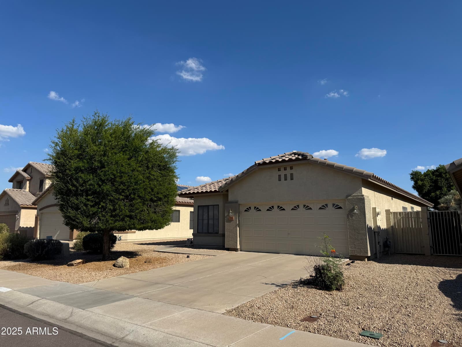 8927 W PARADISE Drive, Peoria, AZ 85345 — photo 1 of 31