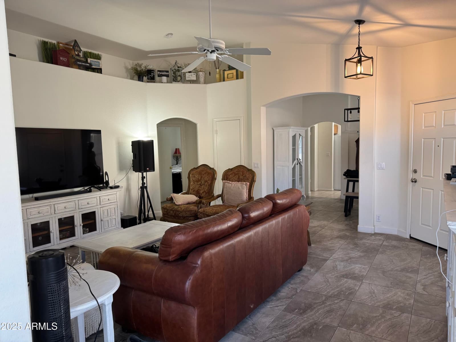 8927 W PARADISE Drive, Peoria, AZ 85345 — photo 14 of 31