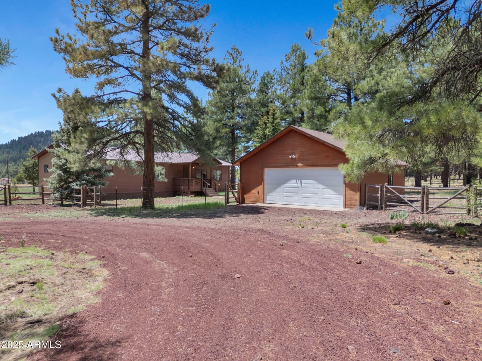 12778 E LARKSPUR Lane, Parks, AZ 86018 — photo 3 of 43