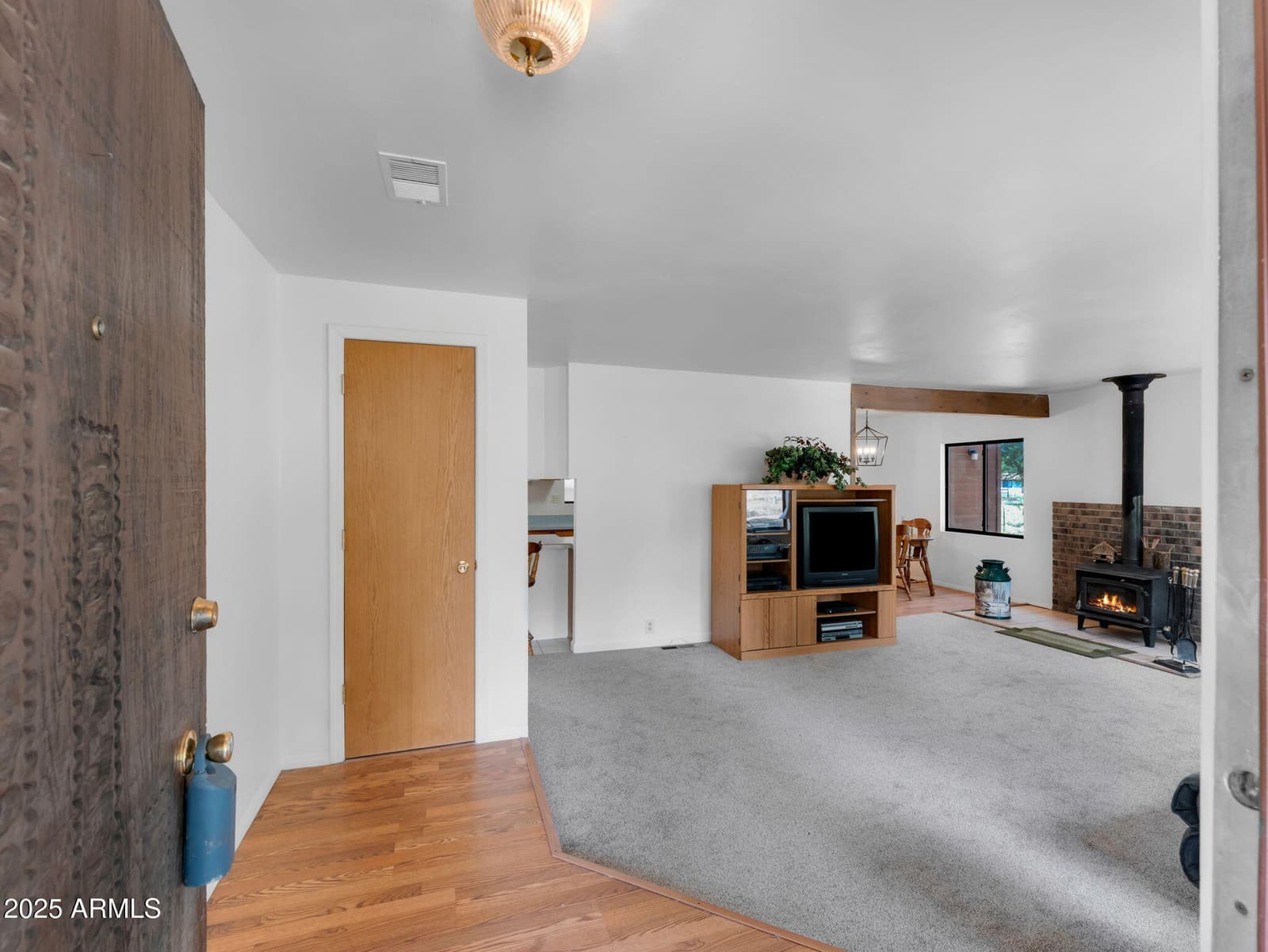 12778 E LARKSPUR Lane, Parks, AZ 86018 — photo 10 of 43