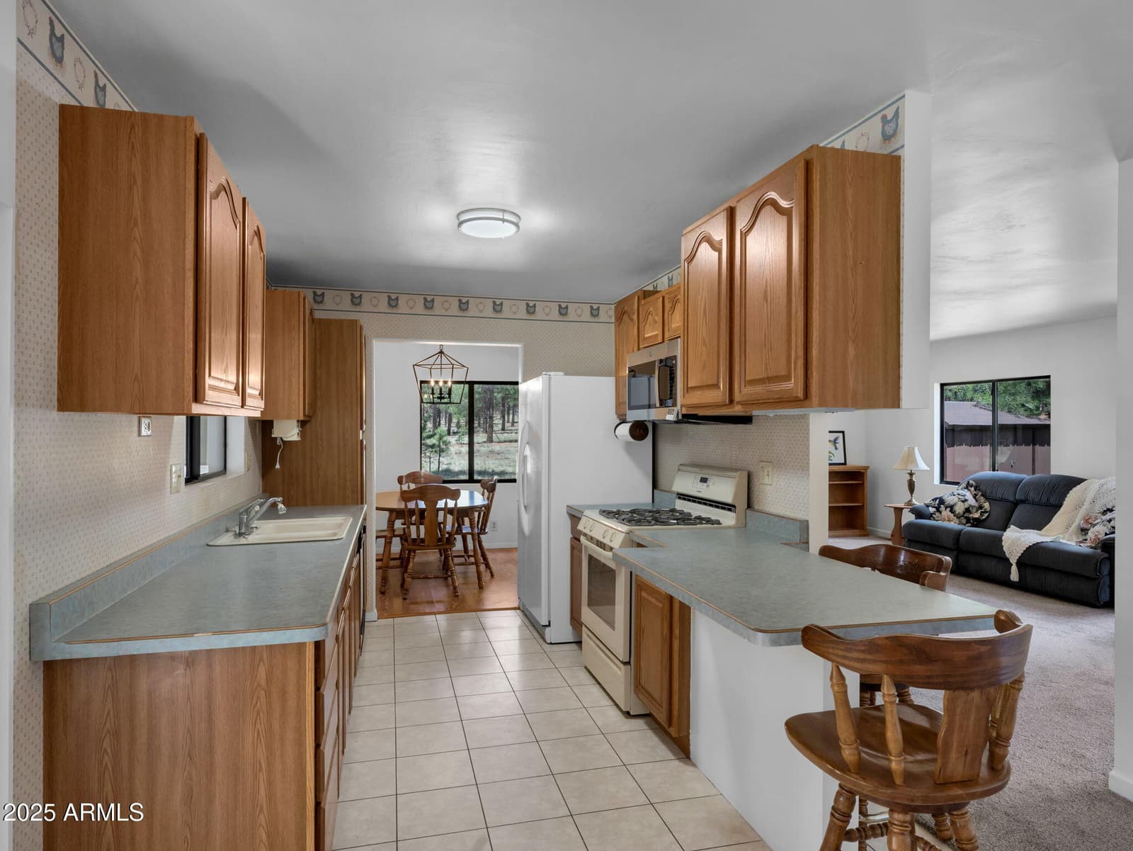 12778 E LARKSPUR Lane, Parks, AZ 86018 — photo 17 of 43