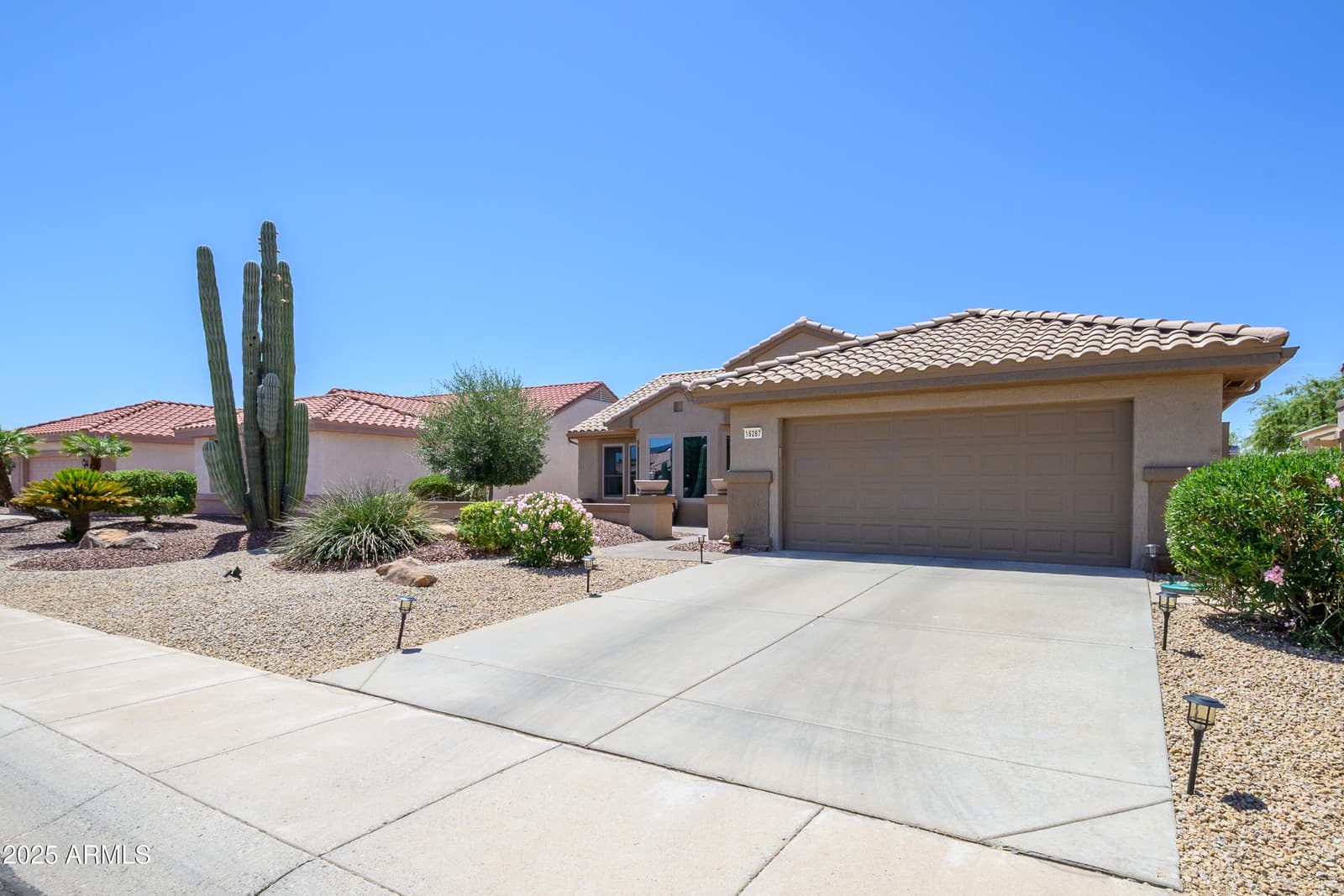 16287 W WILLOW CREEK Lane, Surprise, AZ 85374 — photo 32 of 36