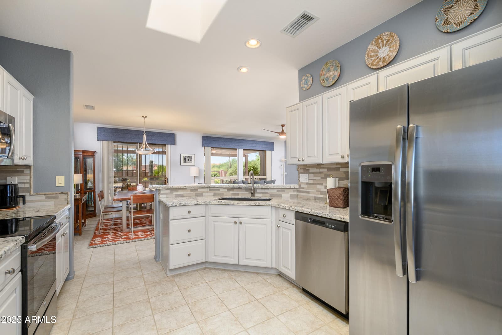 16287 W WILLOW CREEK Lane, Surprise, AZ 85374 — photo 11 of 36