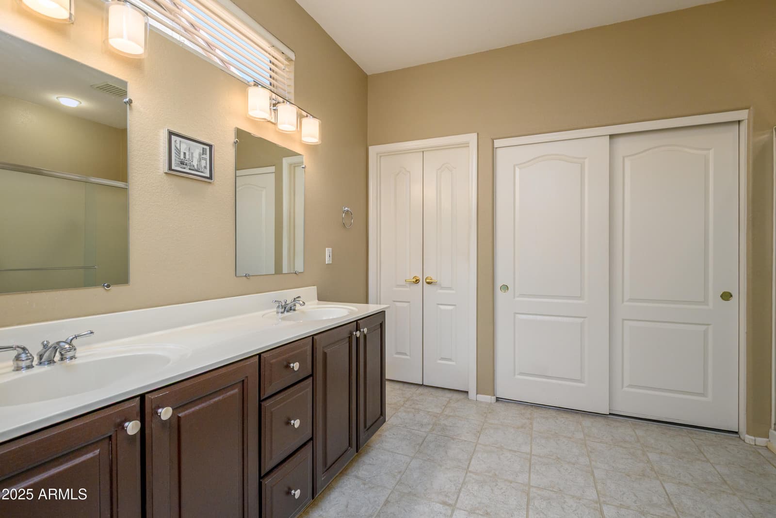 16287 W WILLOW CREEK Lane, Surprise, AZ 85374 — photo 14 of 36
