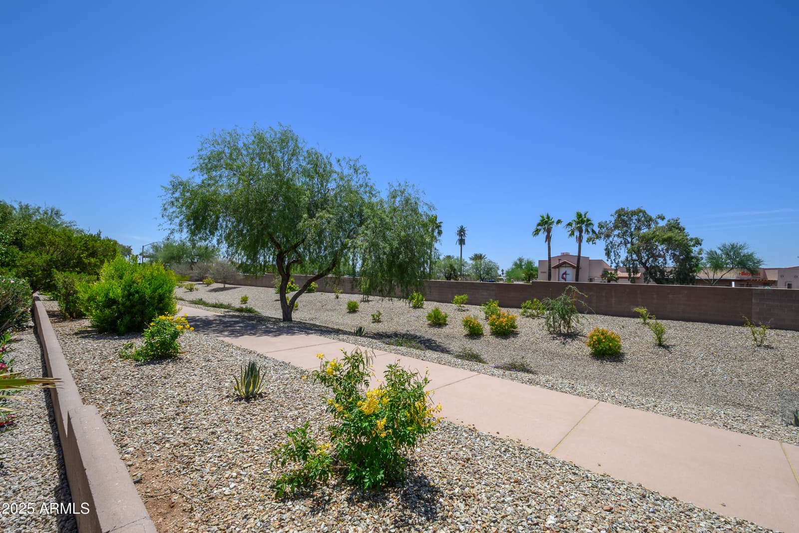 16287 W WILLOW CREEK Lane, Surprise, AZ 85374 — photo 29 of 36
