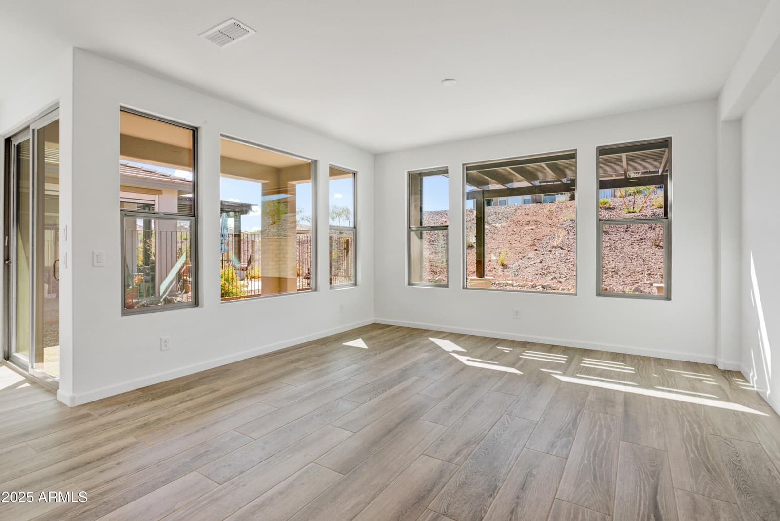 4053 DESERT MOON Drive, Wickenburg, AZ 85390 — photo 14 of 27