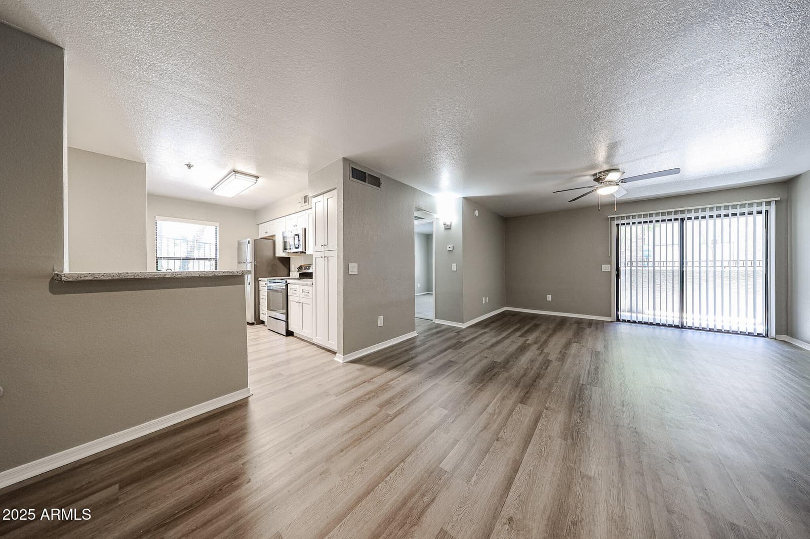 2025 E CAMPBELL Avenue 137, Phoenix, AZ 85016 — photo 5 of 19