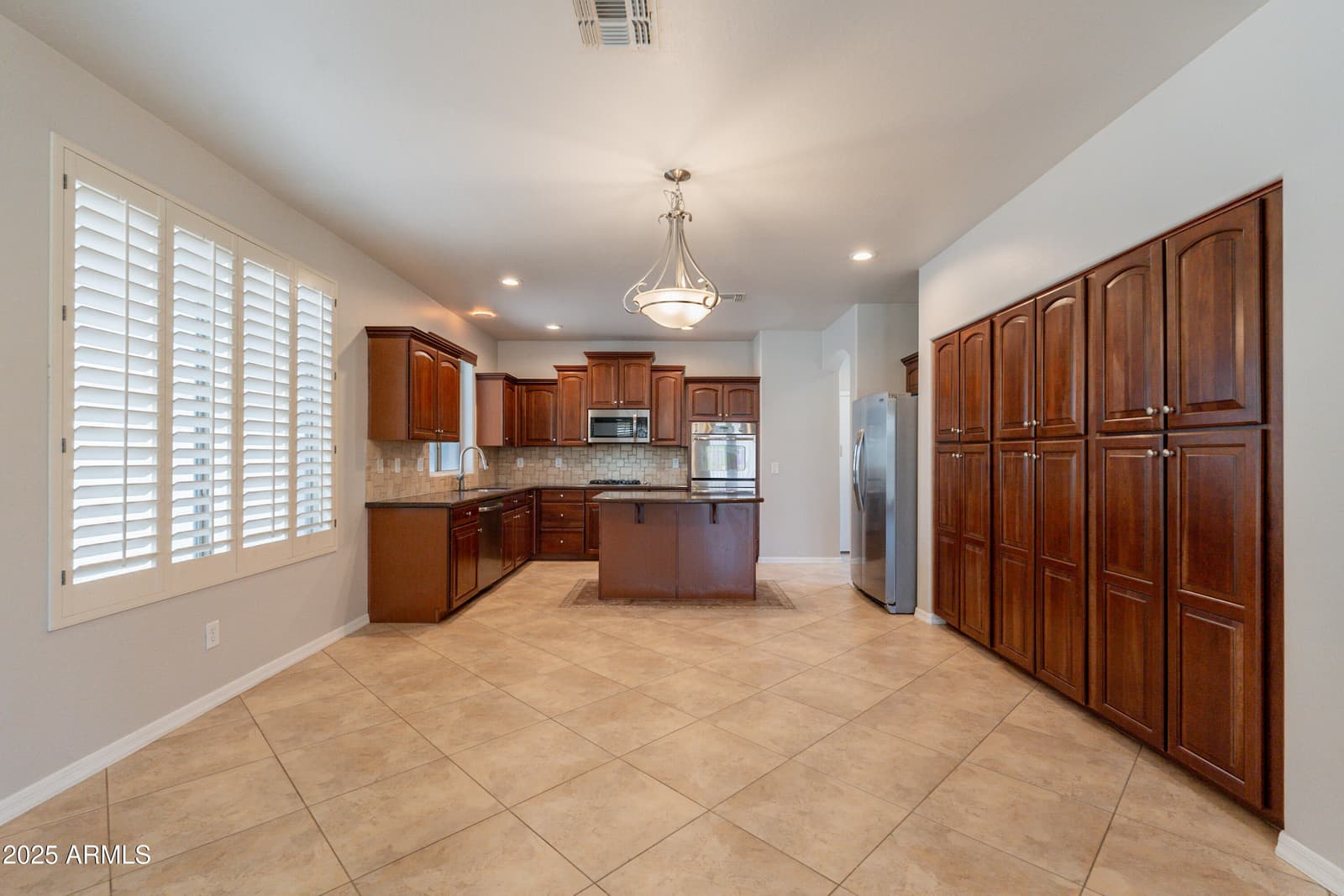 3173 E CANYON Way, Chandler, AZ 85249 — photo 11 of 64