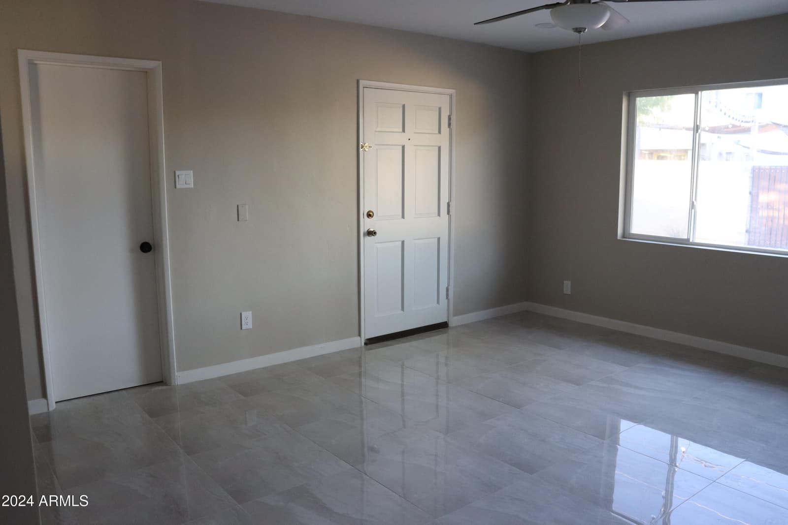 6702 E ALMERIA Road, Scottsdale, AZ 85257 — photo 2 of 23