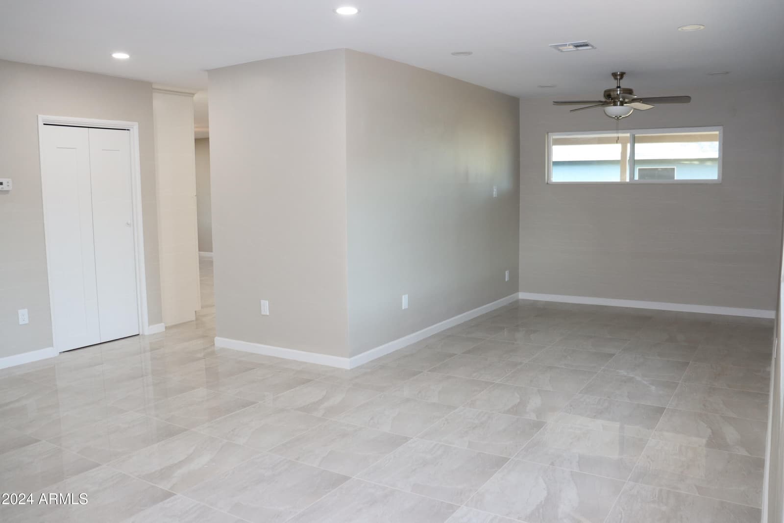 6702 E ALMERIA Road, Scottsdale, AZ 85257 — photo 8 of 23