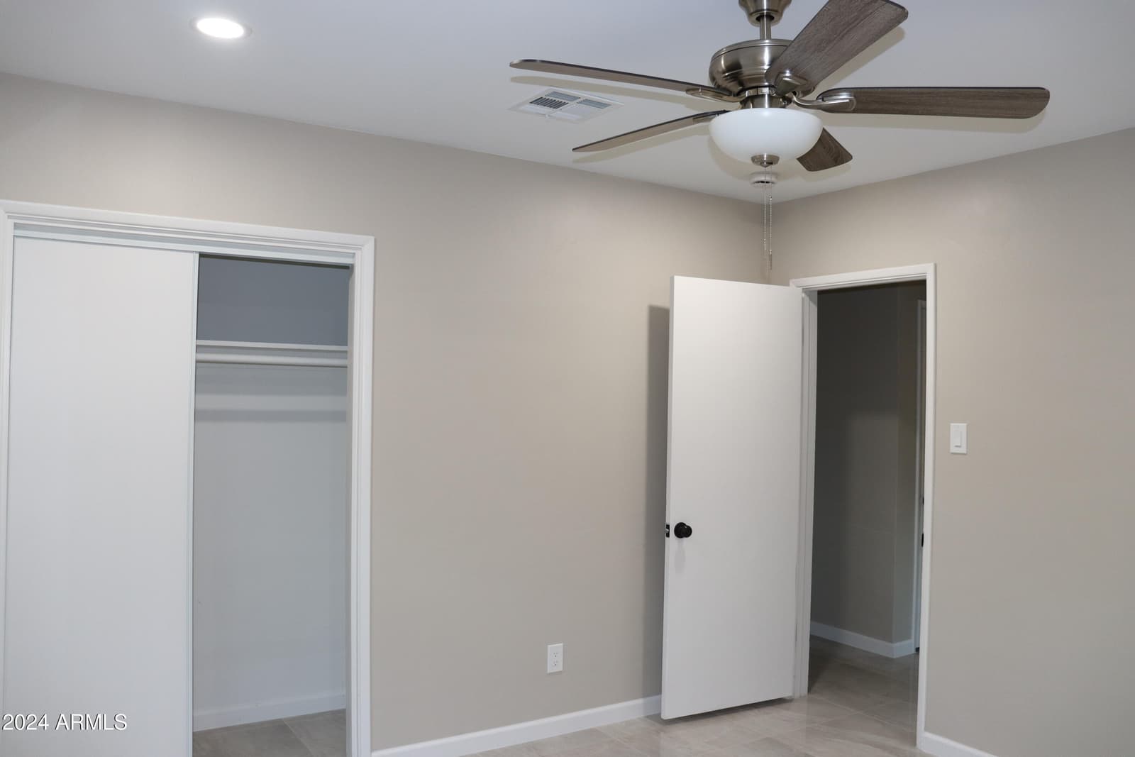 6702 E ALMERIA Road, Scottsdale, AZ 85257 — photo 14 of 23