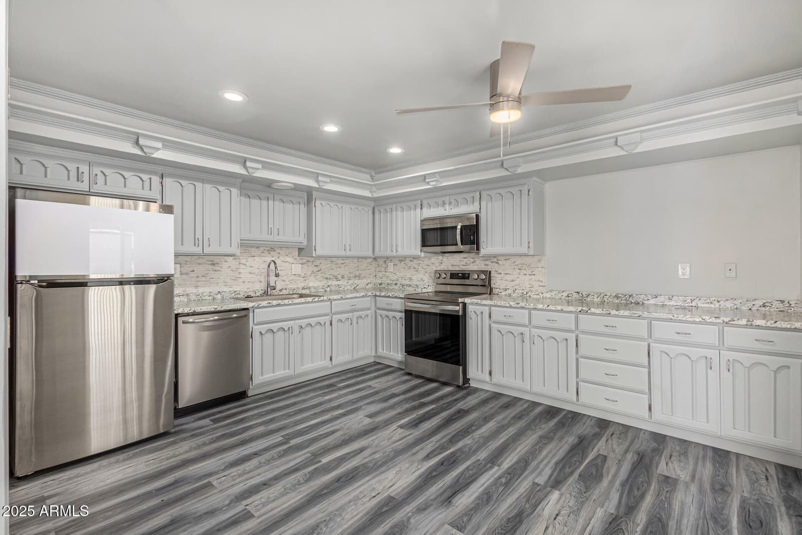 6454 E PASO NUEVO Drive 104, Cave Creek, AZ 85331 — photo 9 of 21