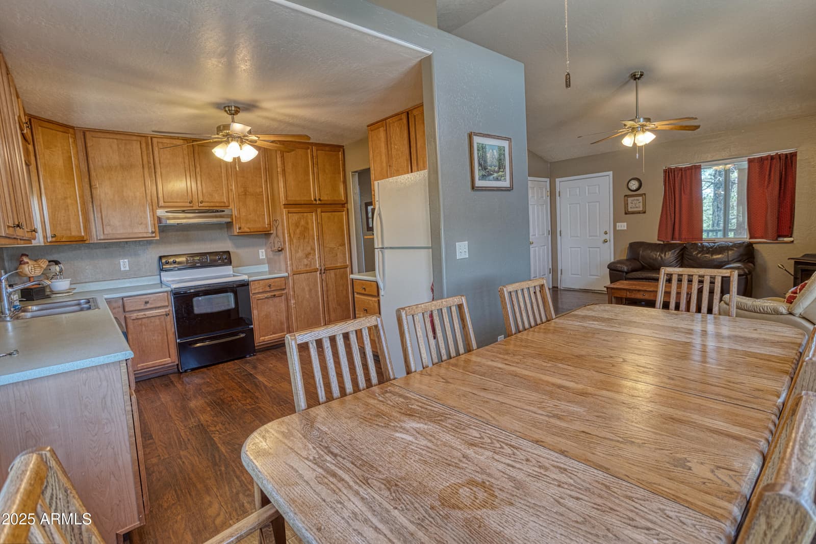 5449 HERD Street, Pinedale, AZ 85934 — photo 9 of 29
