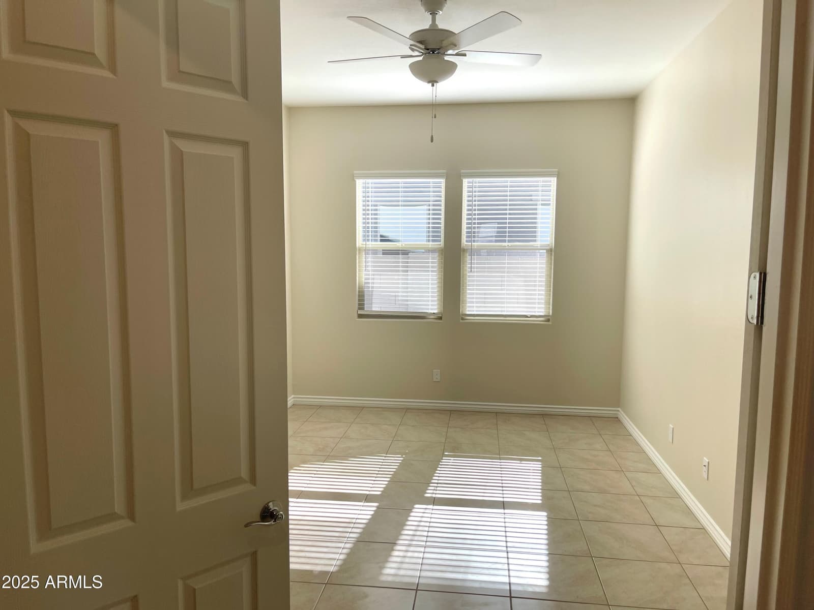 10022 W VERDE Lane, Avondale, AZ 85392 — photo 10 of 26