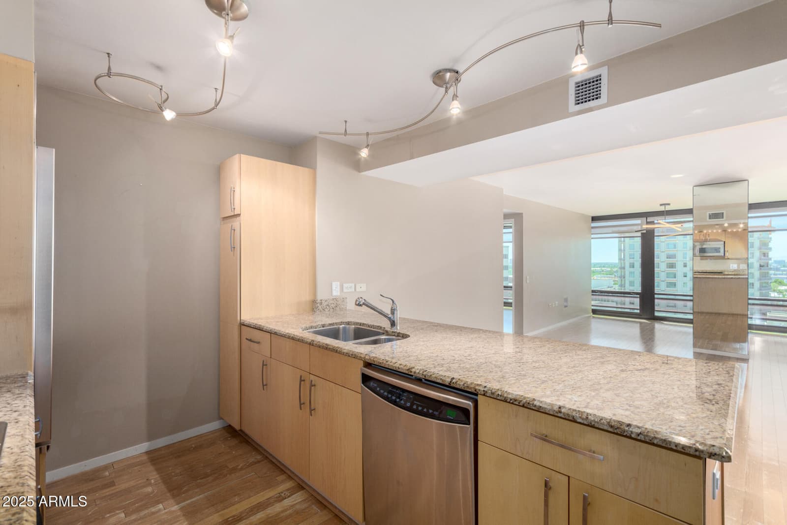 4808 N 24TH Street 1127, Phoenix, AZ 85016 — photo 12 of 38