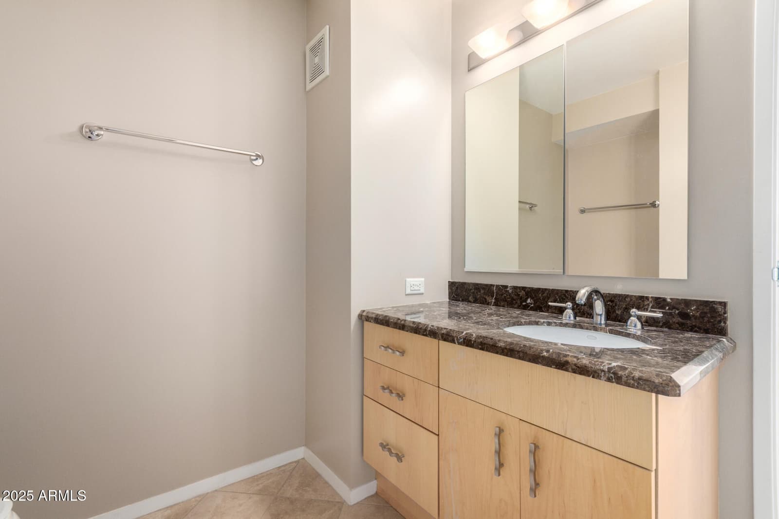 4808 N 24TH Street 1127, Phoenix, AZ 85016 — photo 25 of 38