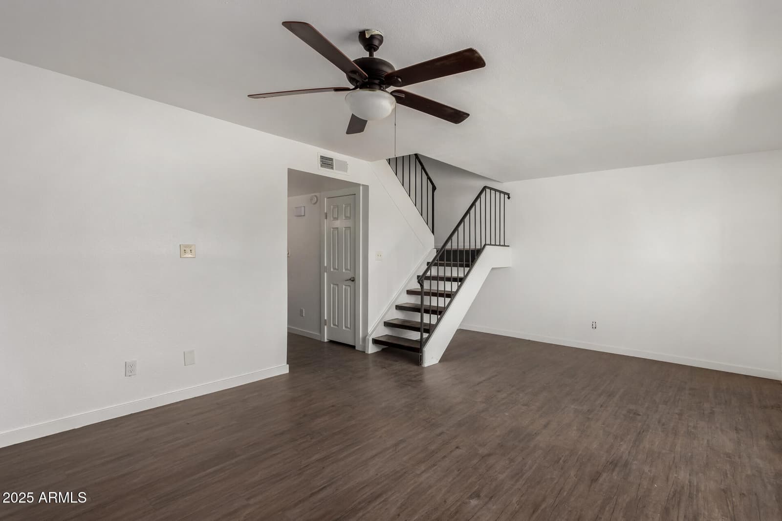 4734 W ROSE Lane, Glendale, AZ 85301 — photo 2 of 26