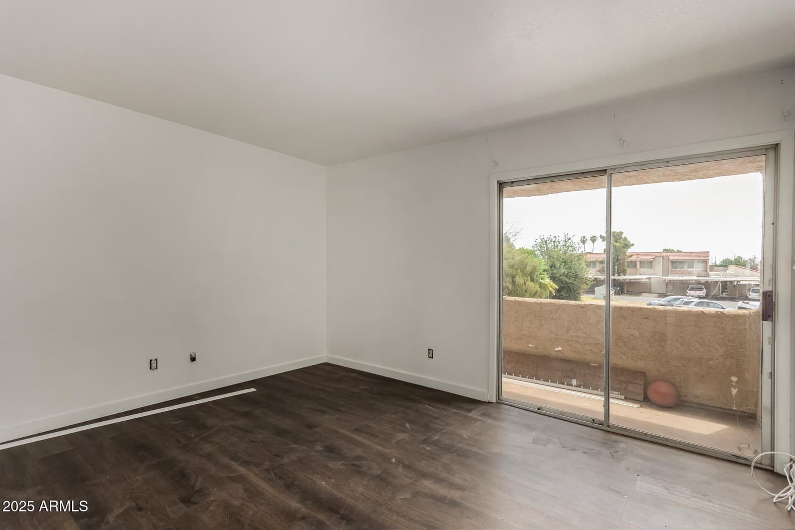 4734 W ROSE Lane, Glendale, AZ 85301 — photo 7 of 26