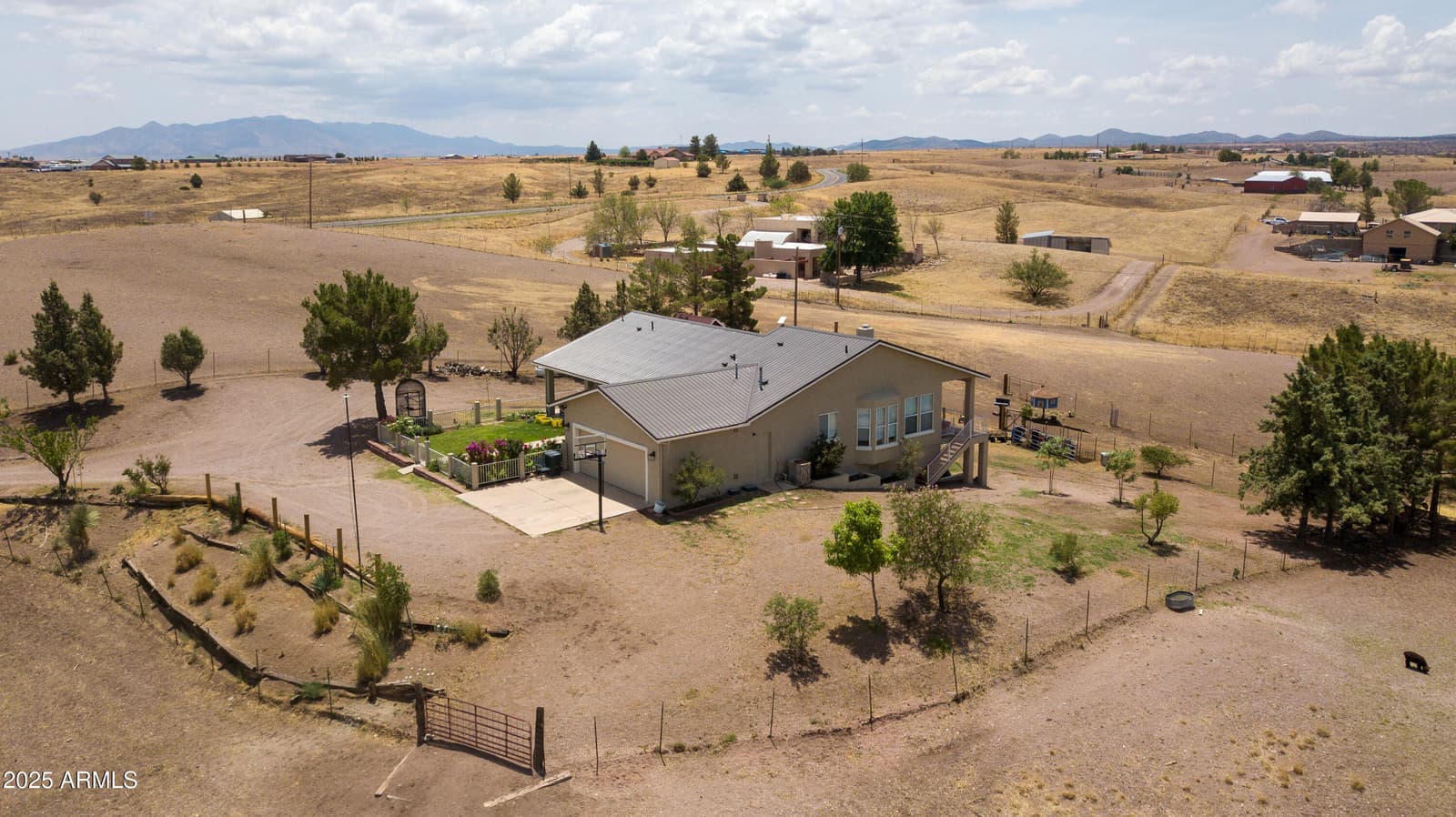 2804 HIGHWAY 83, Sonoita, AZ 85637 — photo 4 of 74