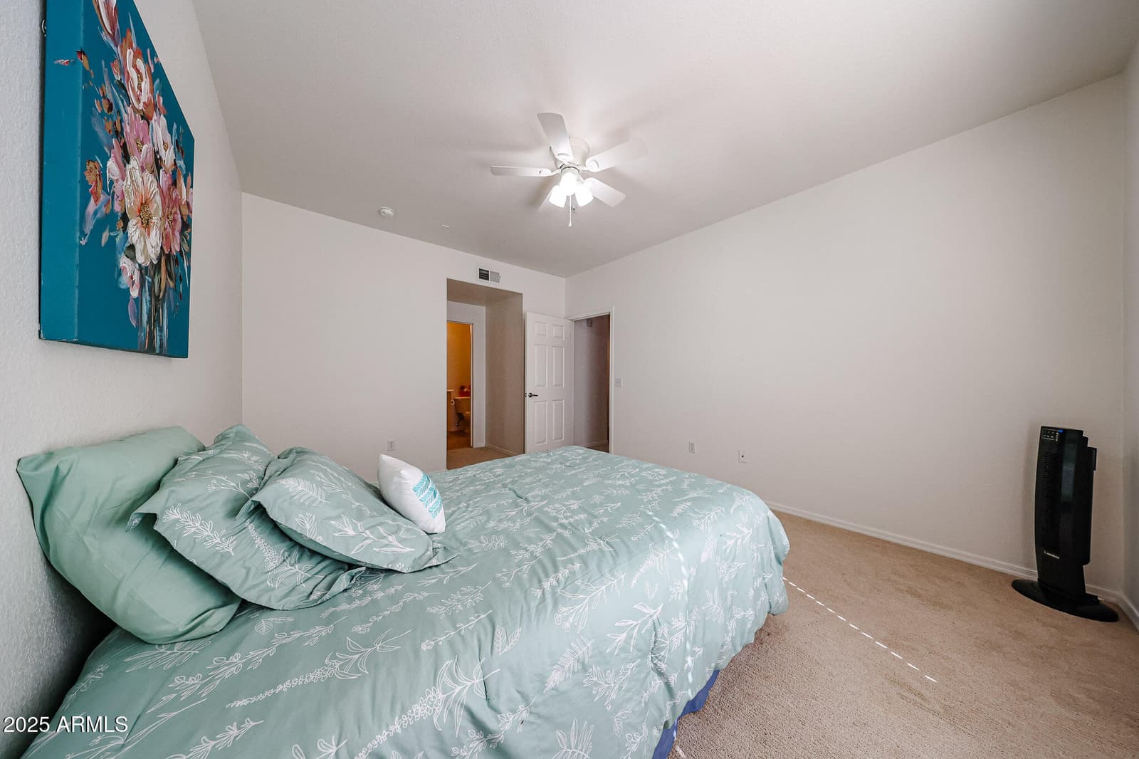 7401 W ARROWHEAD CLUBHOUSE Drive 2047, Glendale, AZ 85308 — photo 8 of 26