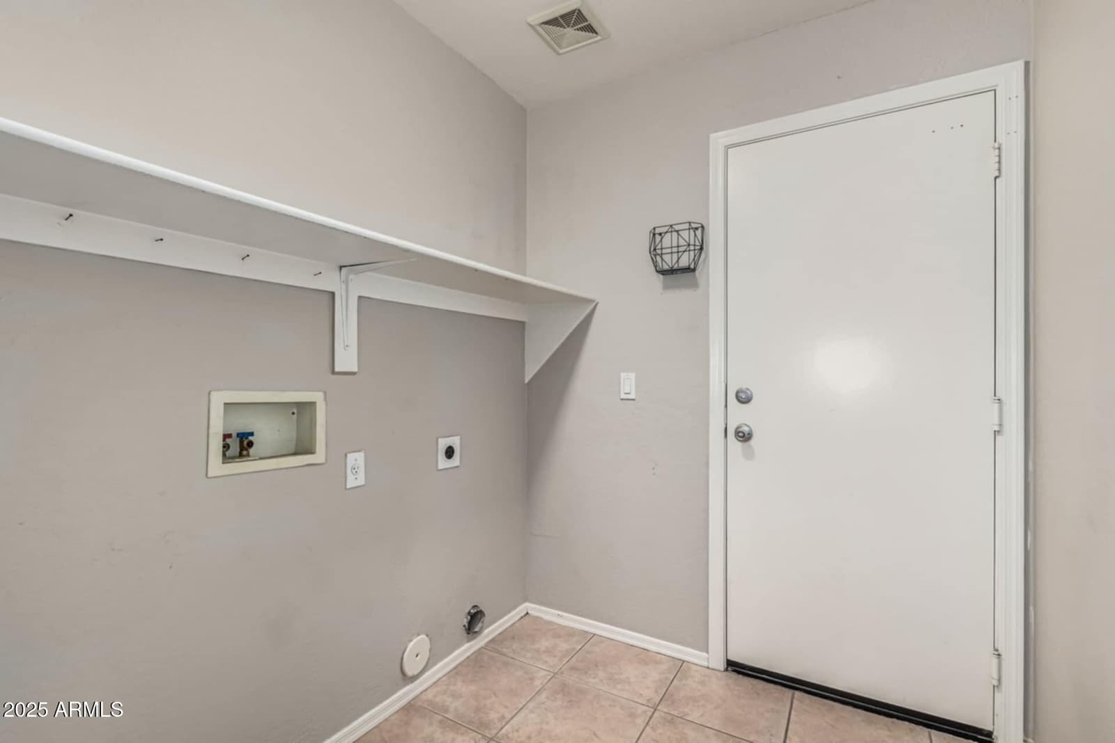 1634 E HARWELL Road, Phoenix, AZ 85042 — photo 31 of 44