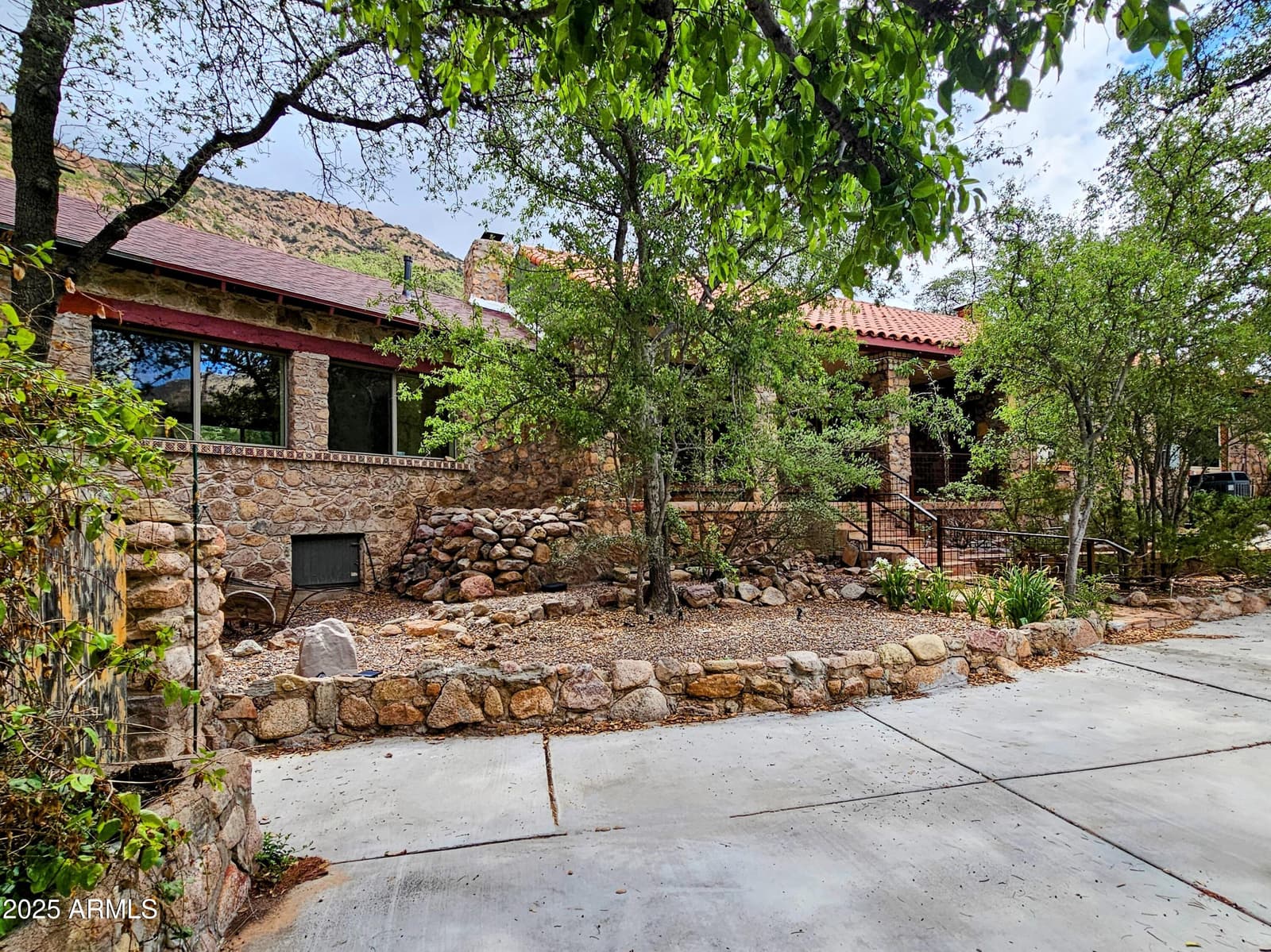 3405 W HIGHWAY 80, Bisbee, AZ 85603 — photo 2 of 56