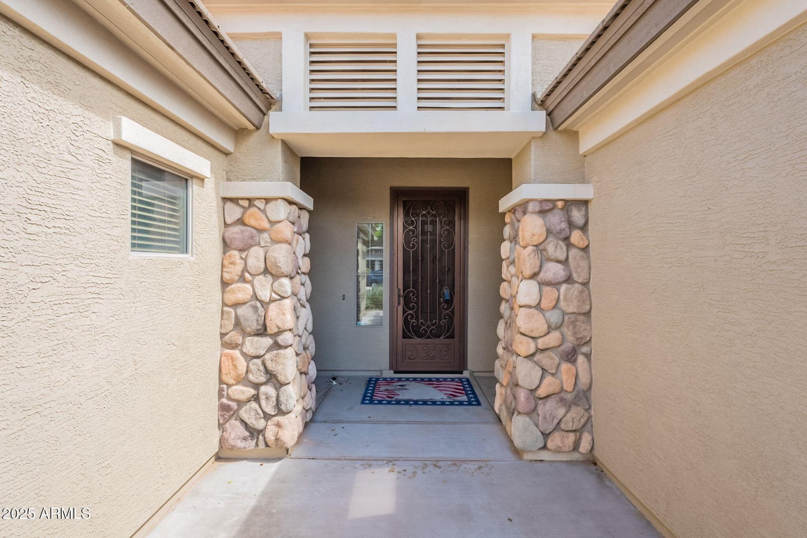 13820 W CHEERY LYNN Road, Avondale, AZ 85392 — photo 2 of 28
