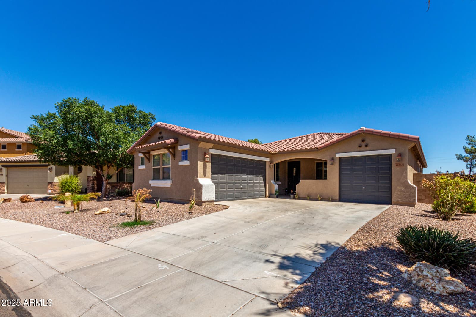 42366 W CHIMAYO Drive, Maricopa, AZ 85138 — photo 3 of 48