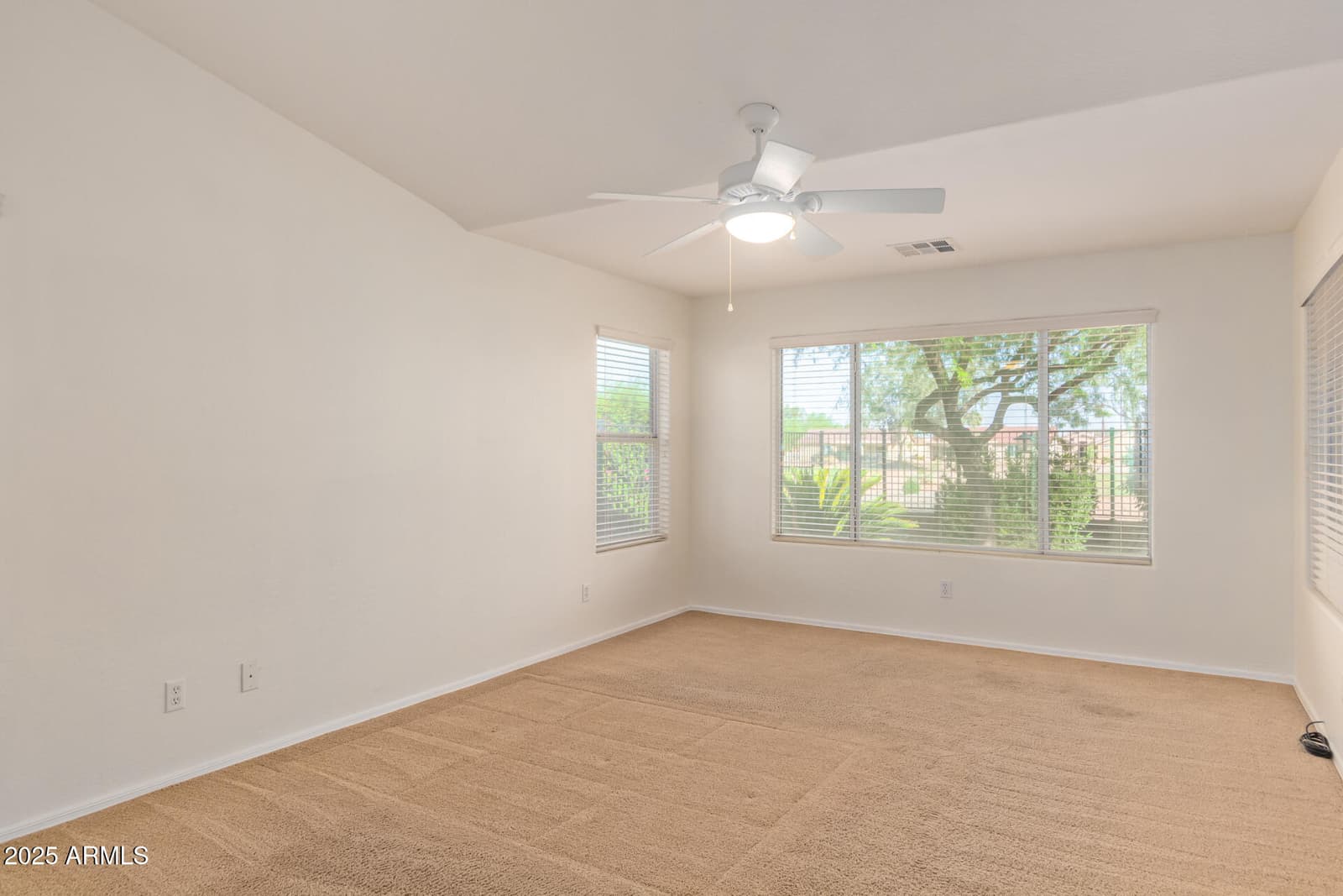 2384 E ANTIGUA Drive, Casa Grande, AZ 85194 — photo 15 of 39