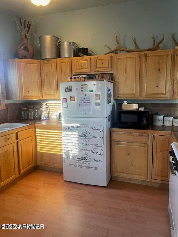 41451 HWY 180, Nutrioso, AZ 85932 — photo 26 of 68